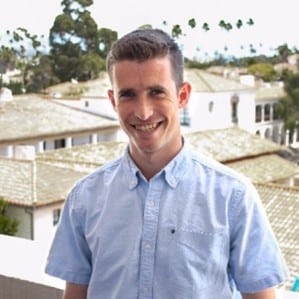 Travis Taylor<br><span style="font-size:0.6em;color:grey;">Account Executive @Paubox<br>Speaker</span>